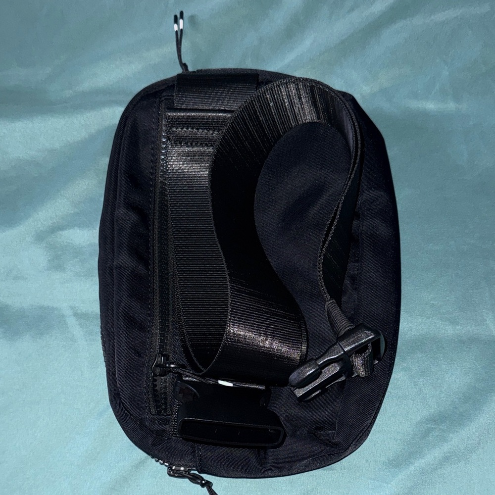 Fabletics Black Mini Bag - Picture 6 of 7